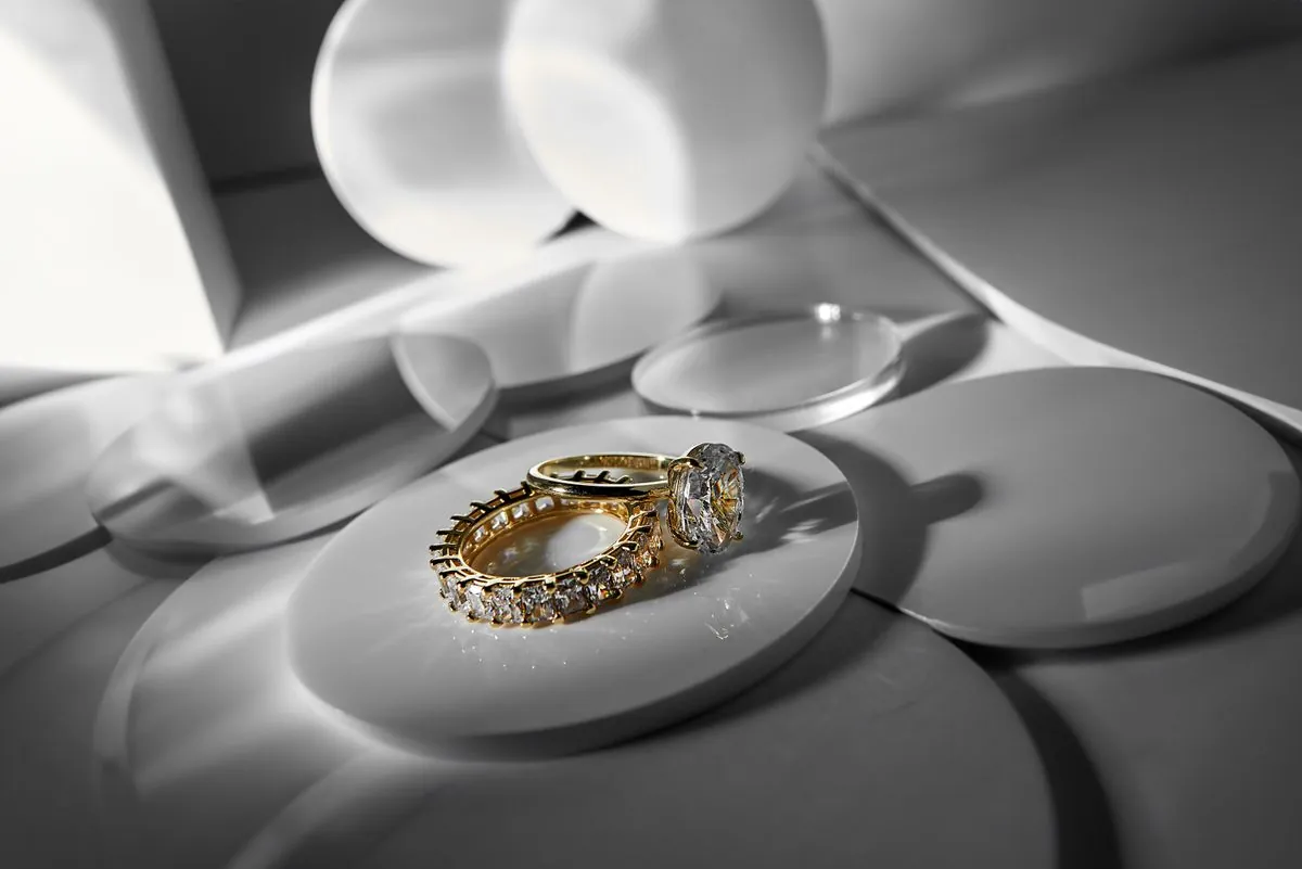 M&Eacute;MOIRE — Memoire-Ring