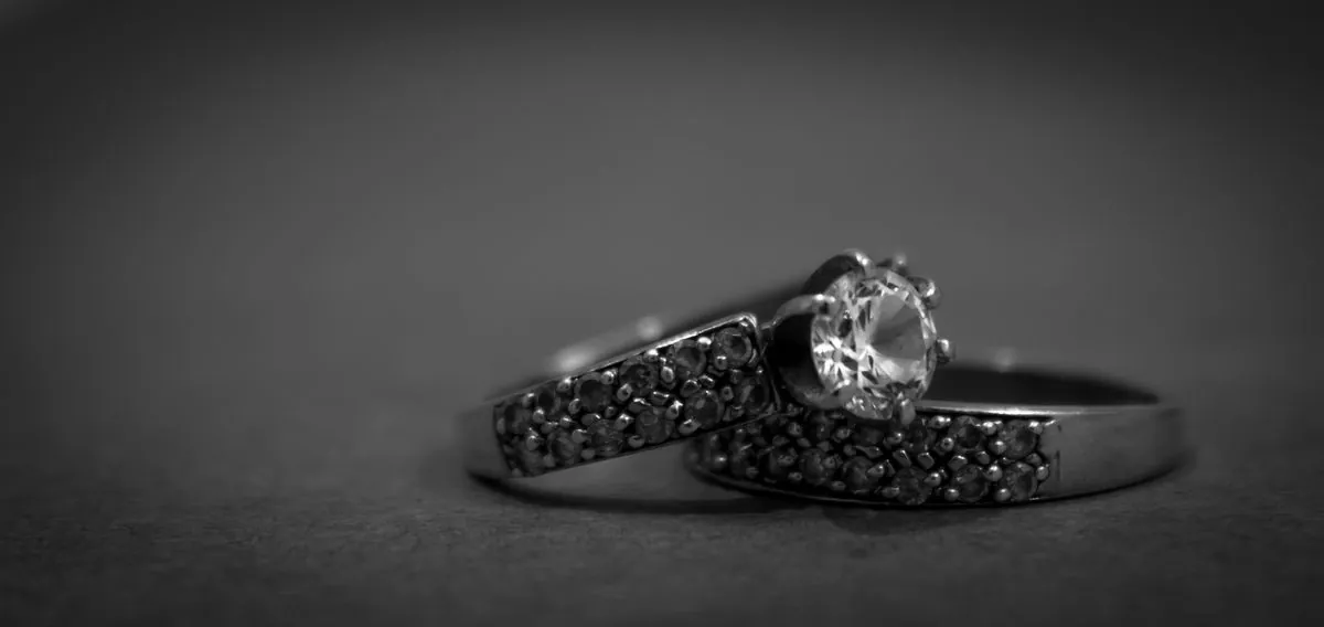 NOKTUR — Pav&eacute;-Ring