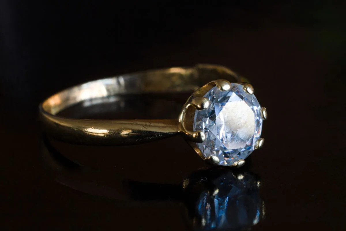 AZUR — Ring mit Saphir